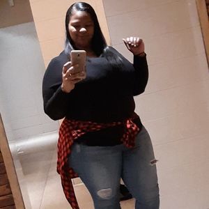 Meet your Posher, Jasmine